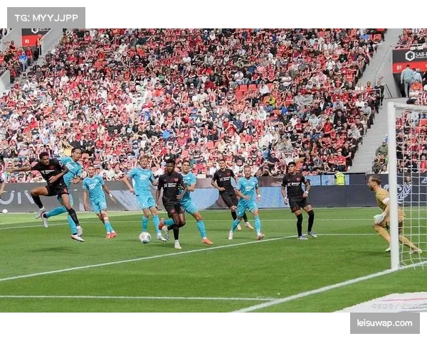 赛后述评：平局让莱比锡与多特的欧冠资格之争愈发胶着